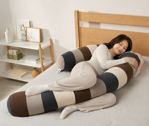 Yogibo Caterpillar Roll Long ナチュラル Caterpillar Roll | Yogibo®